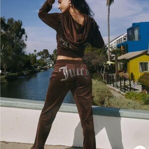 Juicy Couture Brown Velour Track Pants with Rhinestone 'Juicy' Logo